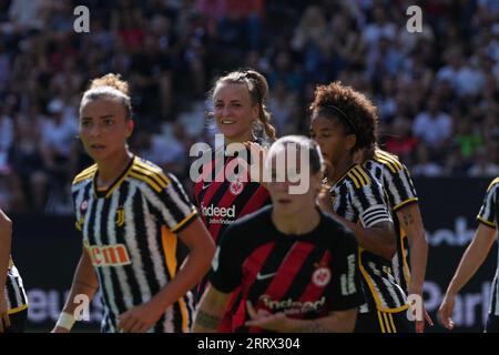 Francfort, Allemagne. 09 septembre 2023. Francfort, Allemagne, le 9 septembre 2023 : Virginia Kirchberger ( 13 Francfort ) lors du match de football de l'UEFA Womens Champions League entre l'Eintracht Frankfurt et la Juventus Turin au Deutsche Bank Park à Francfort, en Allemagne. (Julia Kneissl/SPP) crédit : SPP Sport Press photo. /Alamy Live News Banque D'Images