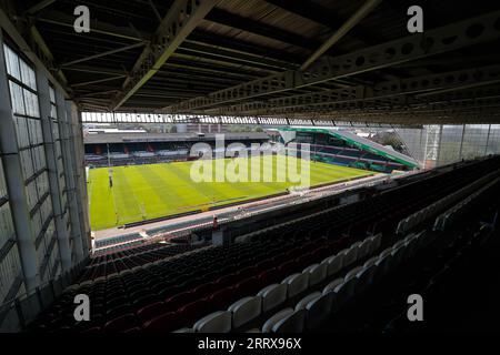 Leicester, Royaume-Uni. 9 septembre 2023 ; Mattioli Woods Welford Road Stadium, Leicester, Leicestershire, Angleterre ; English Premiership Rugby Cup, Leicester Tigers versus Caldy ; le terrain du Mattioli Woods Welford Road Stadium vu du stand TradeView Markets Banque D'Images