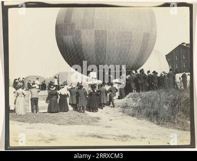 La troisième course de montgolfières Gordon Bennett, 10-Oct-1908 , la plus ancienne course de montgolfières au monde, et est considérée comme le premier événement mondial de la course de montgolfières. Banque D'Images