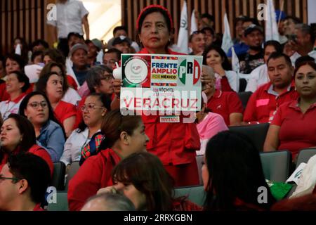 Non exclusif : 8 septembre 2023, Mexico, Mexique : membres du Parti révolutionnaire institutionnel à la réunion avec le candidat du large Banque D'Images