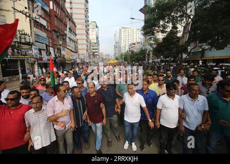 Dhaka, Bangladesh. 09 septembre 2023. Les militants du parti nationaliste du Bangladesh (BNP) participent à un rassemblement à Dhaka le 09 septembre 2023 pour exiger la démission du Premier ministre Sheikh Hasina et la tenue d'élections générales sous un gouvernement intérimaire neutre. Photo de Habibur Rahman/ABACAPRESS.COM crédit : Abaca Press/Alamy Live News Banque D'Images