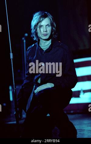 Milan Italie 2000-03-09 : Beck , chanteur et guitariste en concert à l'Alcatraz Banque D'Images