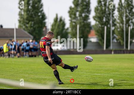 Match de rugby entre NRK Trojan (noir-rouge) et Värnamo Rugby Club à Norrkoping à Bollspelaren Arena le 9 septembre 2023 Banque D'Images