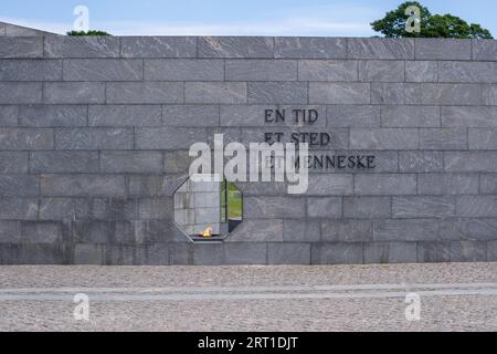 Copenhague, Danemark, 09 juin 2021 : Monument aux activités internationales du Danemark par l'artiste Finn Reinbothe inauguré en 2011 Banque D'Images