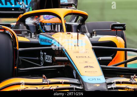 MELBOURNE, AUSTRALIE, AVRIL 9 : Daniel Ricciardo, d’Australie, pilote la McLaren MCL36 Mercedes numéro 3 lors des qualifications à l’Australian 2022 Banque D'Images