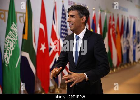 Le Premier ministre Rishi Sunak s’adresse aux médias alors qu’il se prépare à quitter le sommet du G20 à New Delhi, en Inde. Date de la photo : dimanche 10 septembre 2023. Banque D'Images