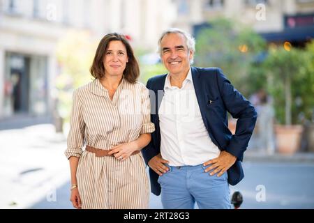 Bruno Jedy, Soazig Quemener et Jean-Christophe Tortora rencontrent lecteurs et journalistes lors d'une réunion "café du dimanche" pour préparer le nouveau journal du dimanche du groupe la Tribune Dimanche à Paris le 10 septembre 2023. Photo Eliot Blondet/ABACAPRESS.COM crédit : Abaca Press/Alamy Live News Banque D'Images