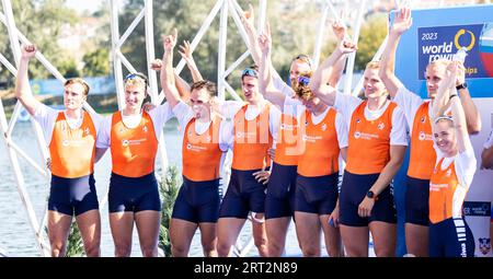 BELGRADE - Guus Mollee, Olav Molenaar, Jan van der Bij, Guillaume Krommenhoek, Sander de Graaf, Jacob Van de Kerkhof, Gert-Jan Van Doorn, Mick Makker et le timonier Dieuwke Fetter en action lors des huit derniers jours des Championnats du monde d'aviron dans la capitale serbe Belgrade. ANP IRIS VAN DEN BROEK netherlands Out - belgique Out Banque D'Images