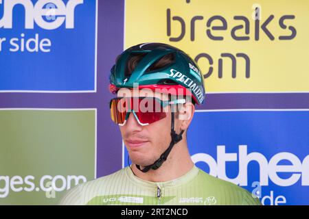 Tour of Britain cycliste étape 5 à Felixstowe 2023. Danny van Poppel de l'équipe Bora-Hansgrohe porte le maillot des points avant le départ de la course. Banque D'Images