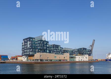 Copenhague, Danemark, 18 avril 2018 : vue extérieure de l'école internationale de Copenhague dans le quartier Nordhavn Banque D'Images