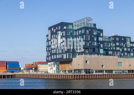 Copenhague, Danemark, 18 avril 2018 : vue extérieure de l'école internationale de Copenhague dans le quartier Nordhavn Banque D'Images