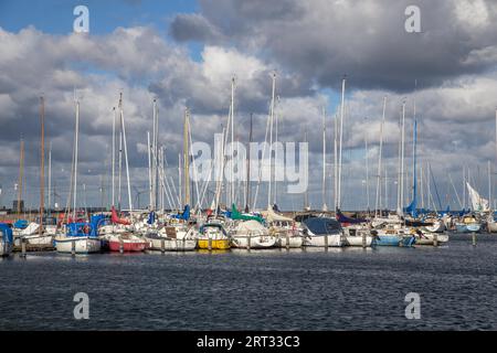 Copenhague, Danemark, 03 octobre 2018 : Voiliers ancrés au port de Kastrup Banque D'Images