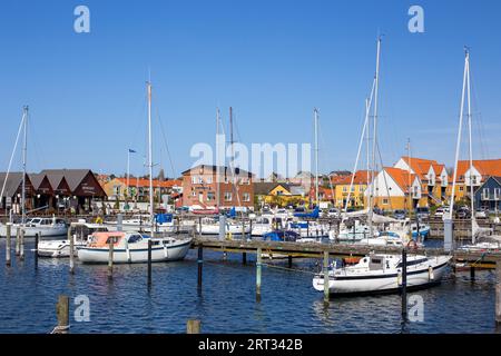 Copenhague, Danemark, 03 mai 2018 : bateaux amarrés au petit port local Banque D'Images