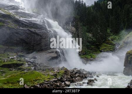 Chutes de Krimml (la plus haute cascade d'Autriche), parc national Hohe Tauern, Autriche Banque D'Images