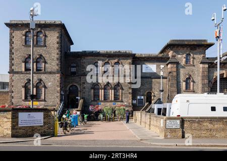 Vue générale de la prison HMP Wandsworth. Daniel Abed Khalife, suspect terroriste, est en fuite. Photo prise le 7 septembre 2023. © Belinda Jiao Banque D'Images