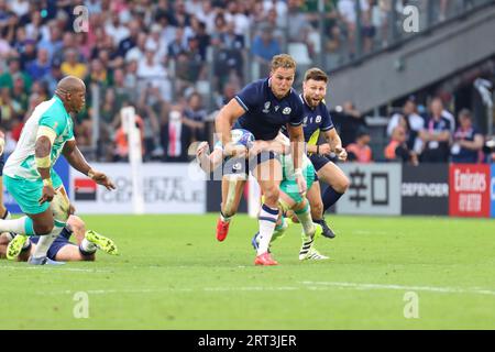 Marseille, France. 10 septembre 2023. Stade de Marseille, Marseille, France, le 10 septembre 2023 : Duhan van der Merwe (11 - Écosse - Édimbourg Rugby) lance la course lors du match de groupe de la coupe du monde de Rugby 2023 entre l'Afrique du Sud et l'Écosse au Stade de Marseille, Marseille, France le dimanche 10 septembre 2023 (Claire Jeffrey/SPP) crédit: spp Sport Press photo. /Alamy Live News Banque D'Images