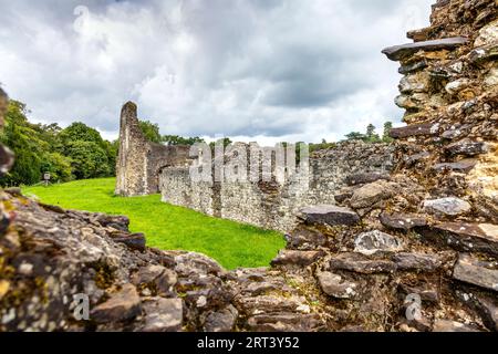 Ruines de l'abbaye de Waverley, une abbaye cistercienne médiévale du 12e siècle près de Farnham, Surrey, Angleterre Banque D'Images