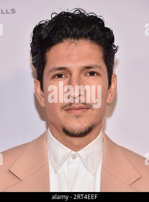14 janvier 2023, Beverly Hills, Californie, États-Unis : Danny Ramirez arrive pour la BAFTA Tea Party qui se tient au four Seasons Hotel & Resort. (Image de crédit : © Lisa O'Connor/ZUMA Press Wire) USAGE ÉDITORIAL SEULEMENT! Non destiné à UN USAGE commercial ! Banque D'Images