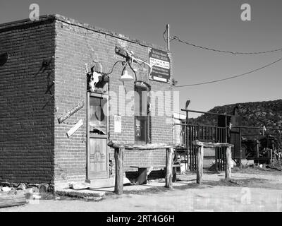 Berline historique en White Oak, Nouveau-Mexique en Monochrome Banque D'Images