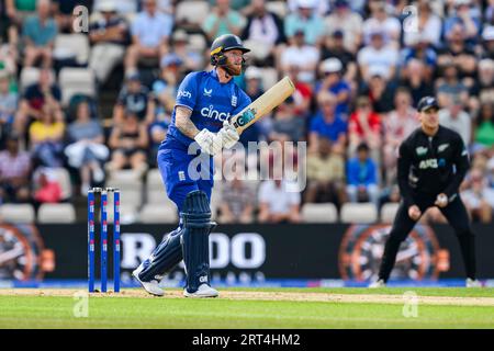 SOUTHAMPTON, ROYAUME-UNI. 10 septembre 2023. Ben Stokes d'Angleterre en action lors de England Men v New Zealand - Metro Bank ODI Series à l'Ageas Bowl le dimanche 10 septembre 2023 à SOUTHAMPTON EN ANGLETERRE. Crédit : Taka Wu/Alamy Live News Banque D'Images