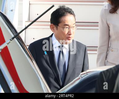 Tokyo, Japon. 11 septembre 2023. Le Premier ministre japonais Fumio Kishida arrive à l’aéroport international de Tokyo à son retour d’Inde après avoir assisté au sommet du G20 le lundi 11 septembre 2023. Kishida s'attend à remanier les membres de son cabinet le 13 septembre. (Photo de Yoshio Tsunoda/AFLO) Banque D'Images