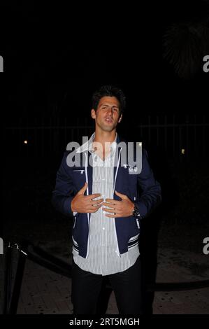 MIAMI BEACH, FL - Mars 26, 2008 : joueur de tennis Novak Djokovic arrive à la Sony Ericsson joueurs parti à la discothèque de l'opium, le 26 mars 2008 à Miami Beach, Floride Personnes : Novak Djokovic Banque D'Images