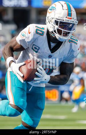 Los Angeles, États-Unis. 10 septembre 2023. Tyreek Hill (10), receveur des Dolphins de Miami, court pour un touchdown contre les Chargers de Los Angeles lors d'un match de football de la NFL. Miami Dolphins 36:34 Los Angeles Chargers crédit : SOPA Images Limited/Alamy Live News Banque D'Images