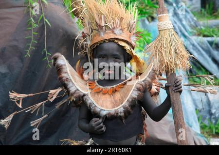 Garçon au festival ATI Atihan, Ibajay. Banque D'Images