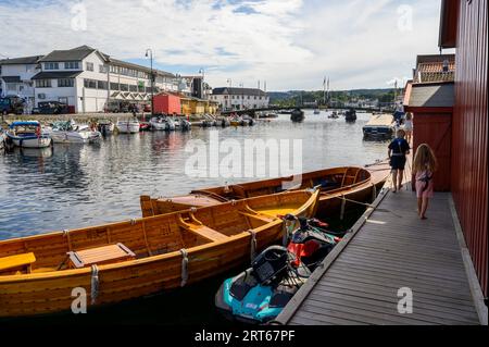 Port de plaisance de «Blindtarmen» (ci-après l'«annexe») dans la charmante et bien entretenue ville balnéaire de Kragero, sur la côte sud. Telemark, Norvège. Banque D'Images