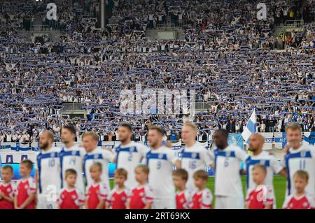 Septembre 10 2023 : . Supporters finlandais lors d'un match de qualification du Groupe H EURO 2024, Finlande contre Danemark , au stade olympique d'Helsinki, Finlande. Kim Price/CSM (image de crédit : © Kim Price/Cal Sport Media) Banque D'Images