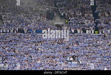 Septembre 10 2023 : . Supporters finlandais lors d'un match de qualification du Groupe H EURO 2024, Finlande contre Danemark, au stade olympique d'Helsinki, Finlande. Kim Price/CSM (image de crédit : © Kim Price/Cal Sport Media) Banque D'Images