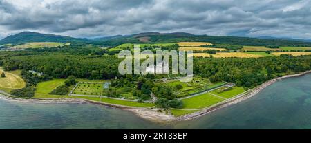 Panorama aérien du château de Dunrobin, Golspie, Sutherland, Highlands, Écosse, Royaume-Uni Banque D'Images