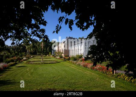 Maison de campagne mauresque avec jardin, serre, jardin zoologique et botanique, Wilhelma, Stuttgart, Bade-Wurtemberg, Allemagne Banque D'Images