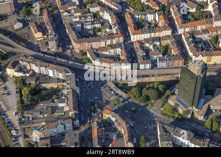 Vue aérienne, route surélevée Eckeseyer Straße, route fédérale B54, gratte-ciel Agentur für Arbeit, Altenhagen, Hagen, région de la Ruhr, Rhénanie du Nord-Westph Banque D'Images