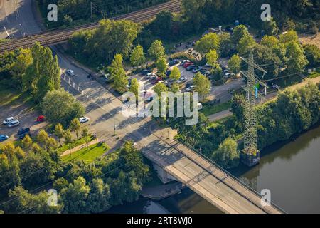 Vue aérienne, lieu de rencontre des motards à Hengsteysee à Ruhrbrücke Dortmunder Straße, Boele, Hagen, région de la Ruhr, Rhénanie du Nord-Westphalie, Allemagne, DE, Europe, Banque D'Images