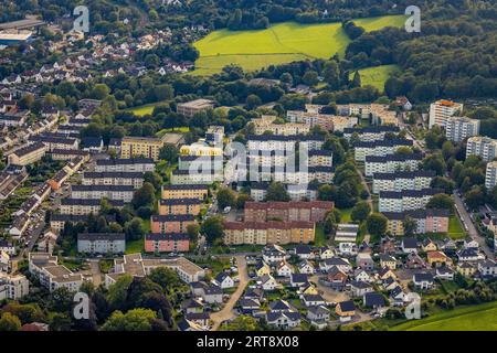 Vue aérienne, immeubles de maisons en rangée abritant les immeubles Twittingstraße et Ährenstraße, Haspe-West, Hagen, région de la Ruhr, Rhénanie du Nord-Westphalie, allemand Banque D'Images