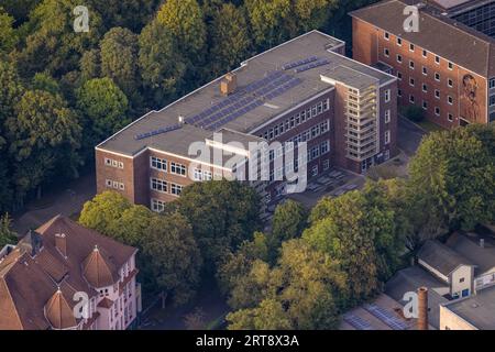 Vue aérienne, Christian-Rohlfs-Gymnasium, Haspe, Hagen, région de la Ruhr, Rhénanie-du-Nord-Westphalie, Allemagne, Education, établissement d'enseignement, DE, Europe, sec Banque D'Images