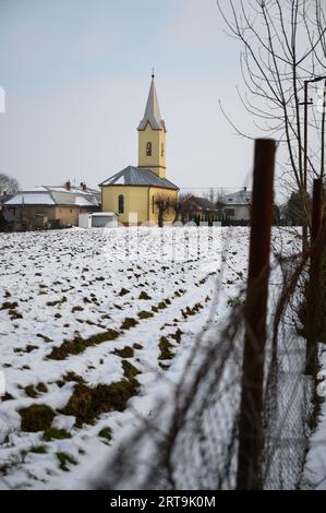Église chrétienne réformée à Vysoká nad Uhom, Slovaquie Banque D'Images