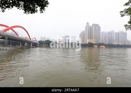 Guangzhou City, Chine - 4 avril 2019 : paysage architectural du pont Jiefang à Guangzhou, Guangzhou City, Guangdong province, Chine Banque D'Images