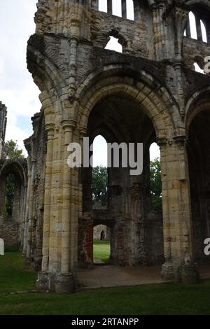 L'abbaye de Netley dans le Hampshire a été construite par les moines cisterciens et maintenant une ruine romantique. Banque D'Images