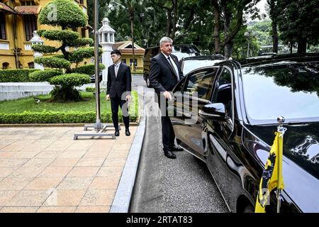 Hanoi, Vietnam. 12 septembre 2023. Le ministre flamand Jan jambon photographié lors d'une mission commerciale du gouvernement flamand au Vietnam, mardi 12 septembre 2023. BELGA PHOTO DIRK WAEM crédit : Belga News Agency/Alamy Live News Banque D'Images