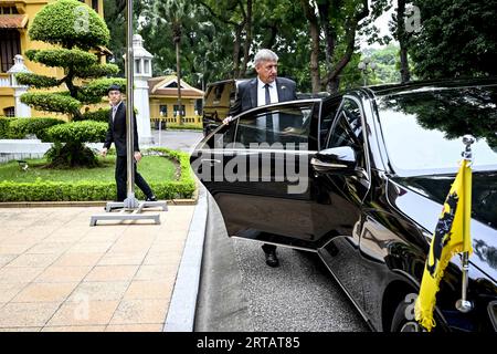 Hanoi, Vietnam. 12 septembre 2023. Le ministre flamand Jan jambon photographié lors d'une mission commerciale du gouvernement flamand au Vietnam, mardi 12 septembre 2023. BELGA PHOTO DIRK WAEM crédit : Belga News Agency/Alamy Live News Banque D'Images