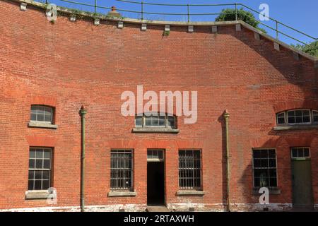 Fort Brockhurst, Gosport, Hampshire, Angleterre. 10 septembre 2023. Journée portes ouvertes du patrimoine de Gosport. Le fort a été construit entre 1858 et 1862. Partie de la façade du donjon vue de la cour intérieure. Banque D'Images