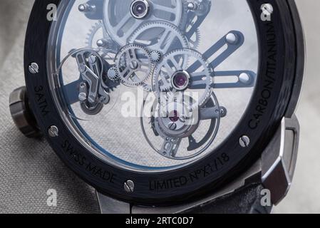 Diverses montres par Angelus Watch Manufacture en Suisse. Banque D'Images