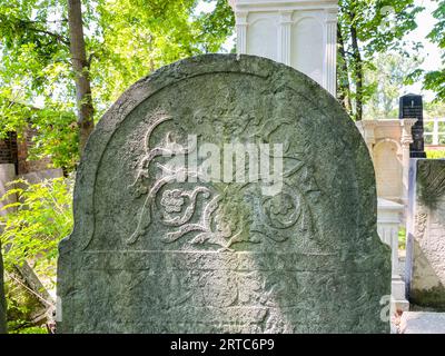 Pologne, Varsovie, cimetière juif Banque D'Images