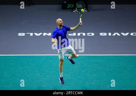 Adrian Mannarino (FRA) en action lors du match coupe Davis France vs Suisse à Manchester AO Arena, Manchester, Royaume-Uni, le 12 septembre 2023 (photo de Conor Molloy/News Images) à Manchester, Royaume-Uni le 9/12/2023. (Photo de Conor Molloy/News Images/Sipa USA) Banque D'Images