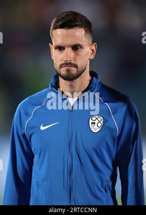 Serravalle, Italie, 10 septembre 2023. Petar Stojanovic, de Slovénie, pendant la formation avant le match de l'UEFA EURO 2024 au San Marino Stadium, à Serravalle. Le crédit photo devrait se lire : Jonathan Moscrop / Sportimage Banque D'Images