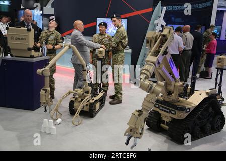 Londres, Royaume-Uni. 12 septembre 2023. Des fabricants d’armes du monde entier présentent leurs produits au DSEI Londres 2023, en mettant l’accent sur la défense aérienne et les véhicules autonomes. Crédit : Uwe Deffner/Alamy Live News Banque D'Images