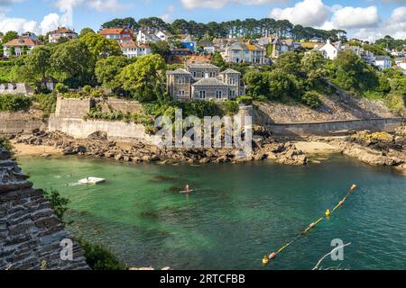 Readymoney Cove in Fowey, Cornwall, Angleterre, Royaume-Uni, Europe | Readymoney Covein Fowey, Cornwall, Angleterre, Royaume-Uni de Grande-Bretagne, EUR Banque D'Images