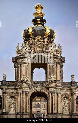 Kronentor, Dresde Zwinger, Dresde, État libre de Saxe, Allemagne, Europe Banque D'Images